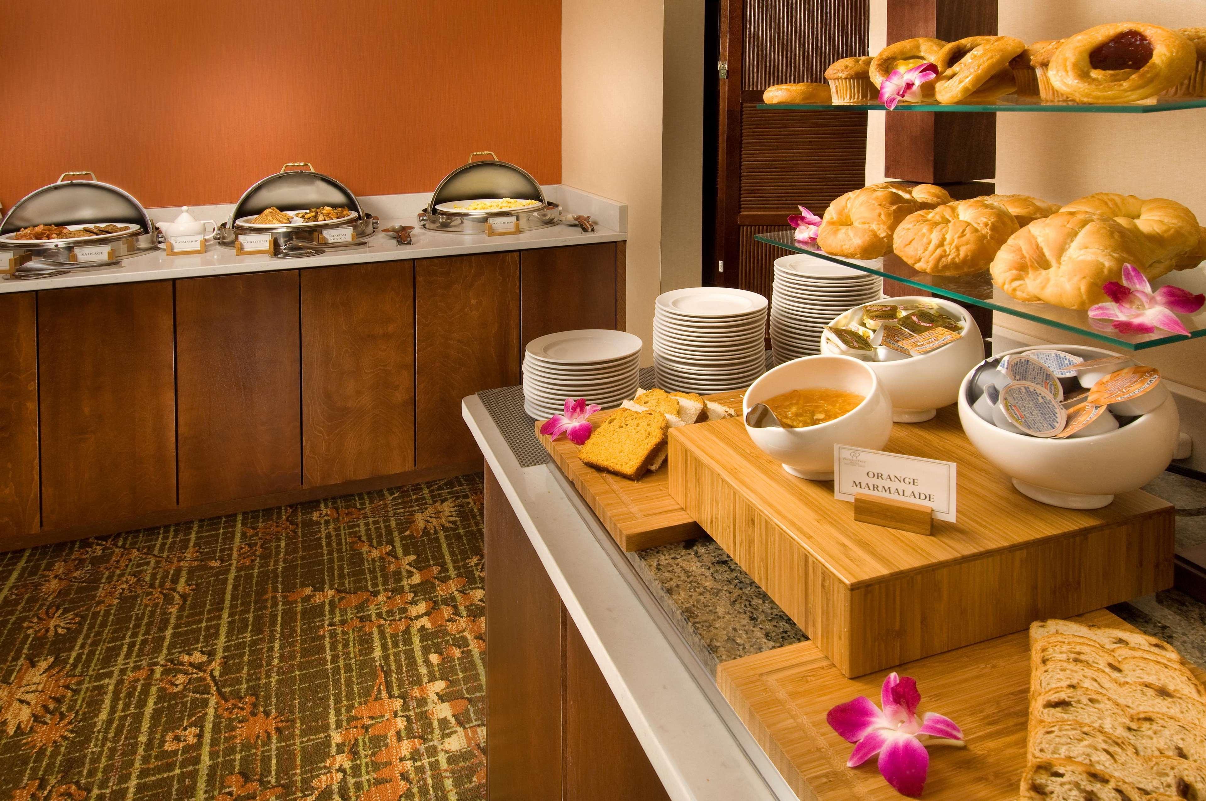 Отель Doubletree By Hilton Dulles Airport-Стерлинг Экстерьер фото